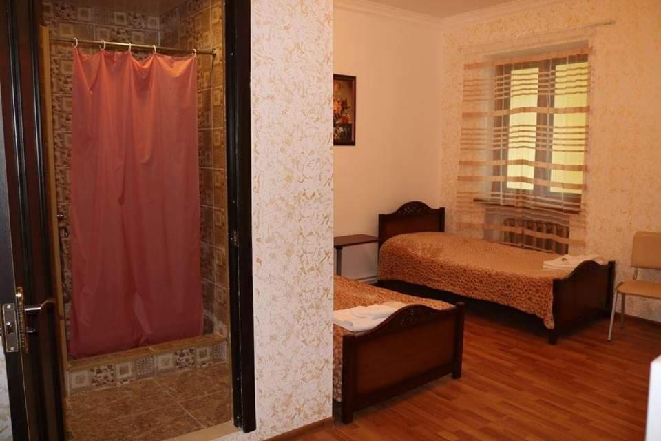 יירבאן Hotel 333 מראה חיצוני תמונה