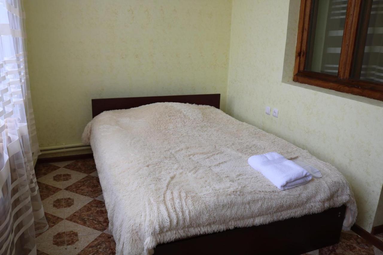 יירבאן Hotel 333 מראה חיצוני תמונה